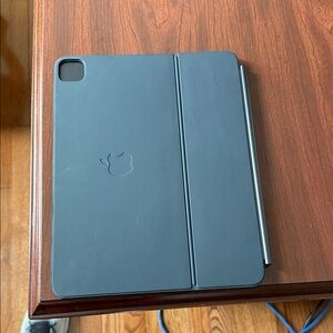 Newest generation Apple Magic Keyboard. iPad 12.9 inch compatible